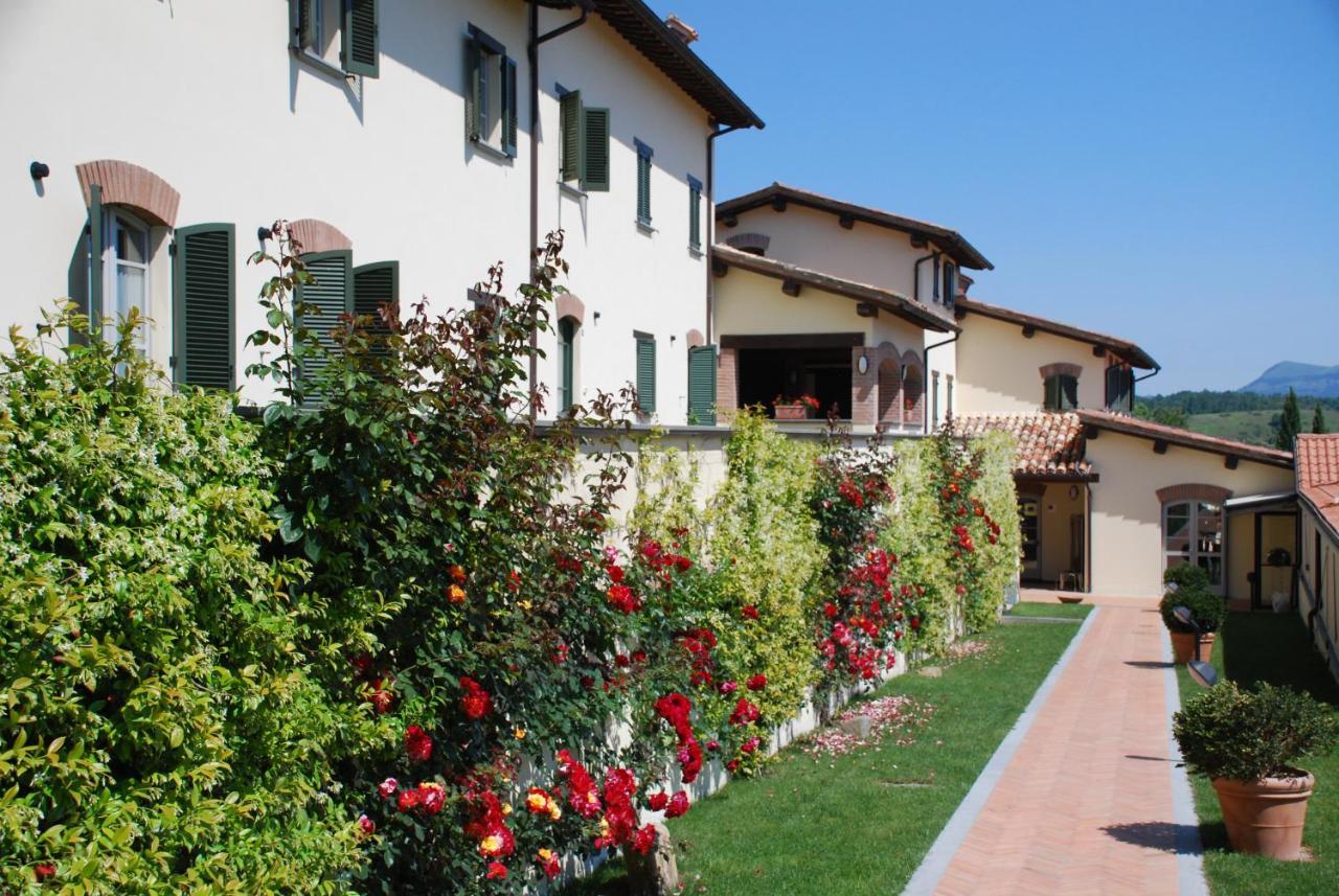 Tenuta Borgo San Michele 구비오 외부 사진