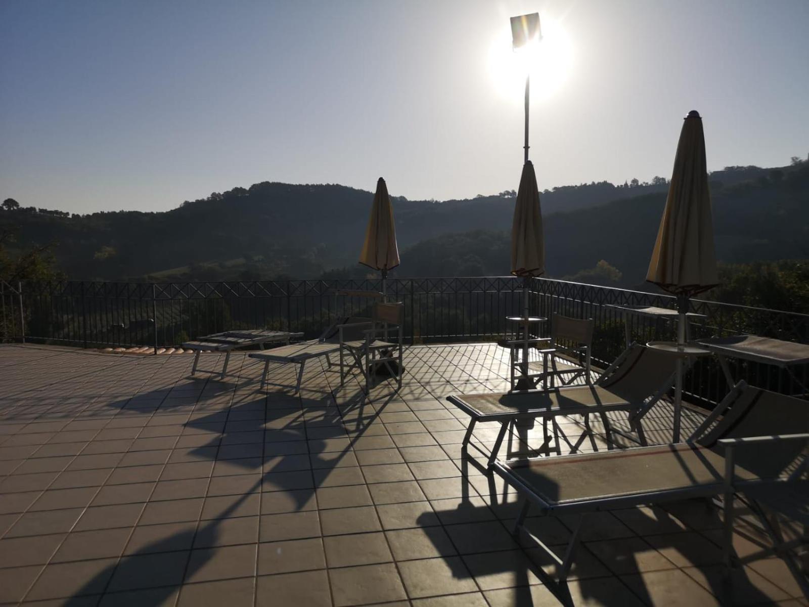 Tenuta Borgo San Michele 구비오 외부 사진