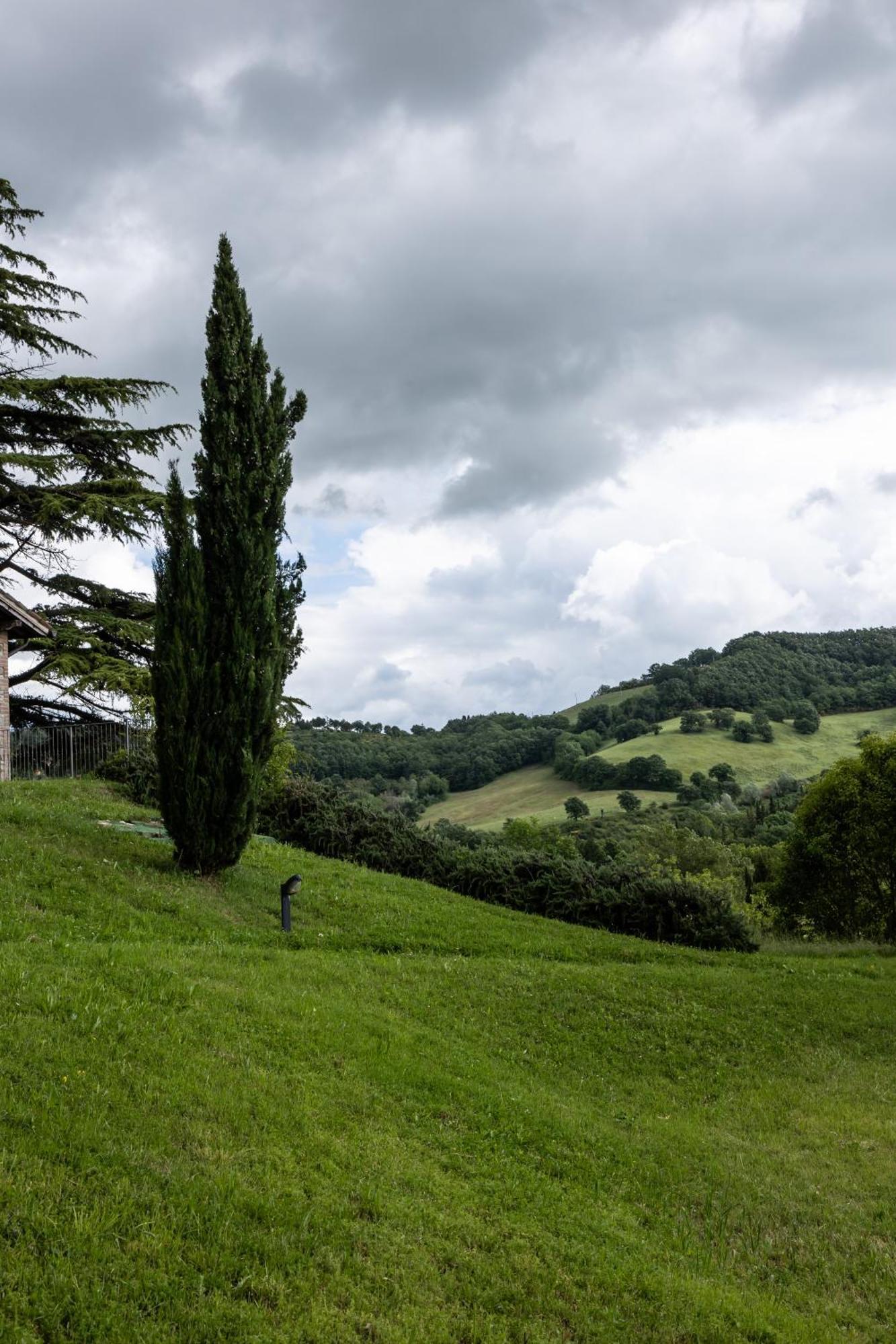 Tenuta Borgo San Michele 구비오 외부 사진