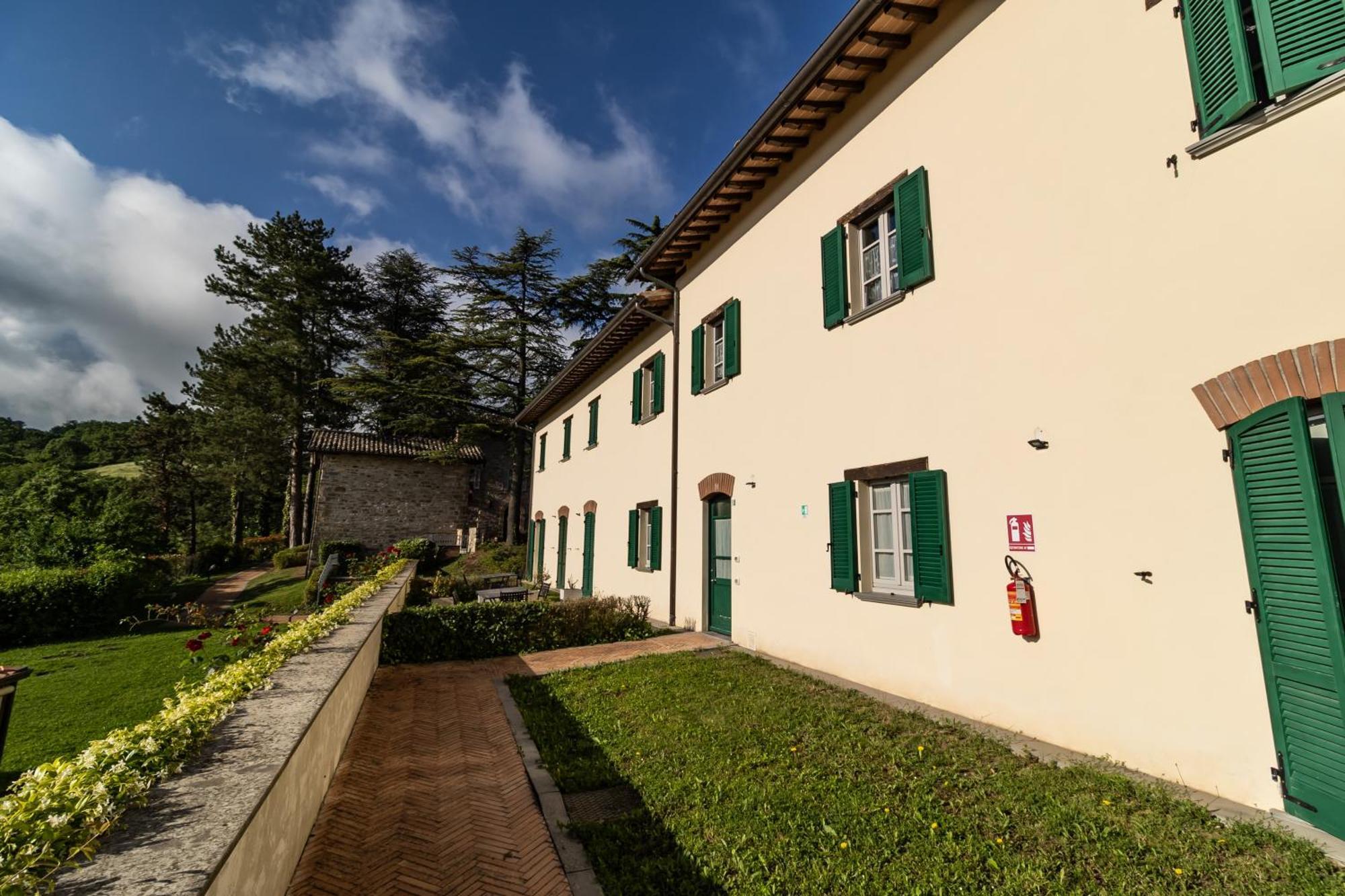 Tenuta Borgo San Michele 구비오 외부 사진