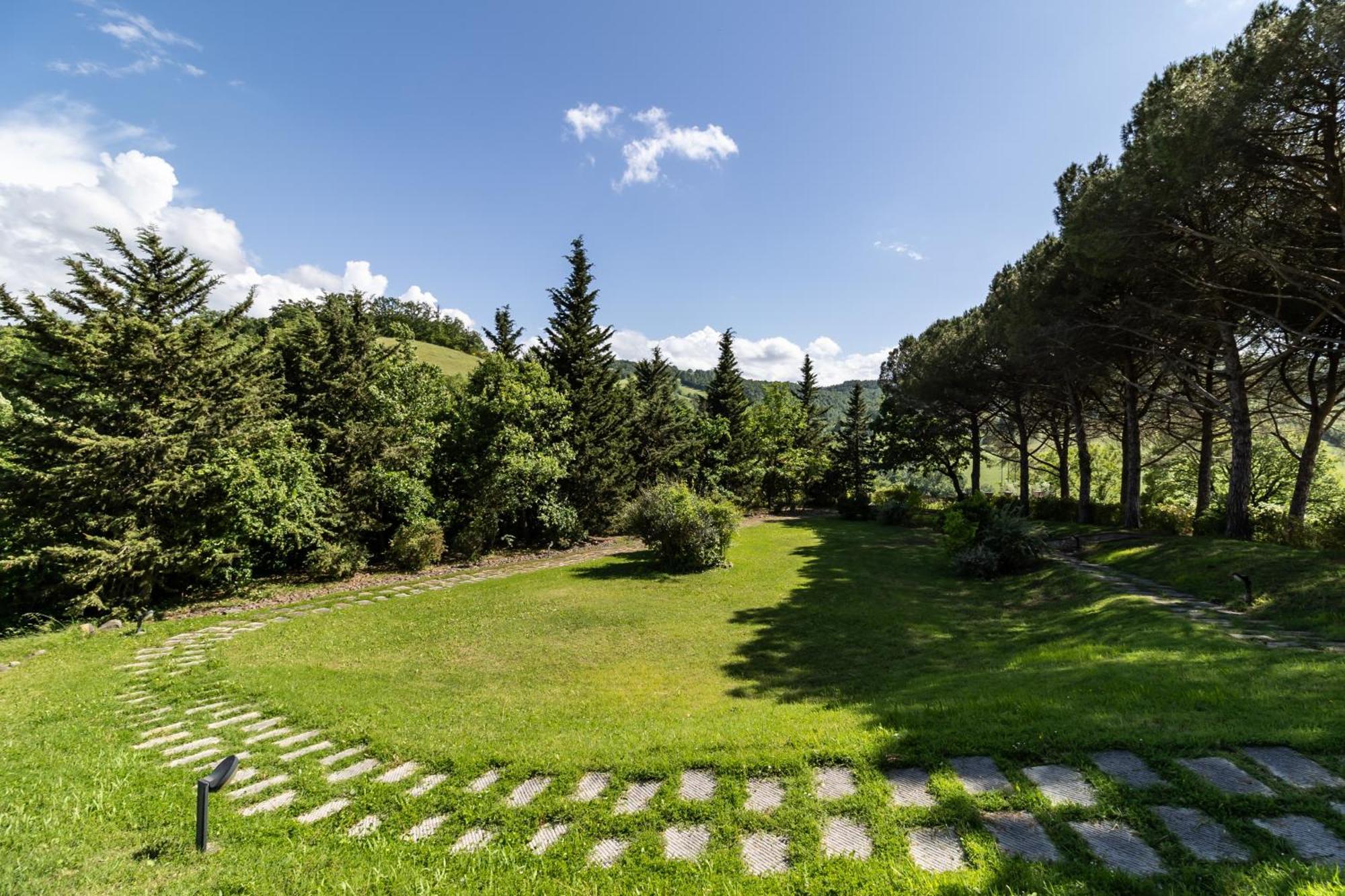 Tenuta Borgo San Michele 구비오 외부 사진