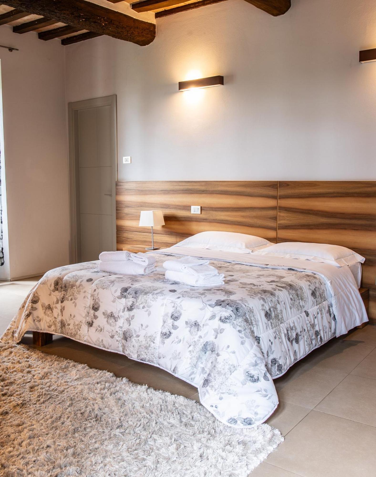 Tenuta Borgo San Michele 구비오 외부 사진